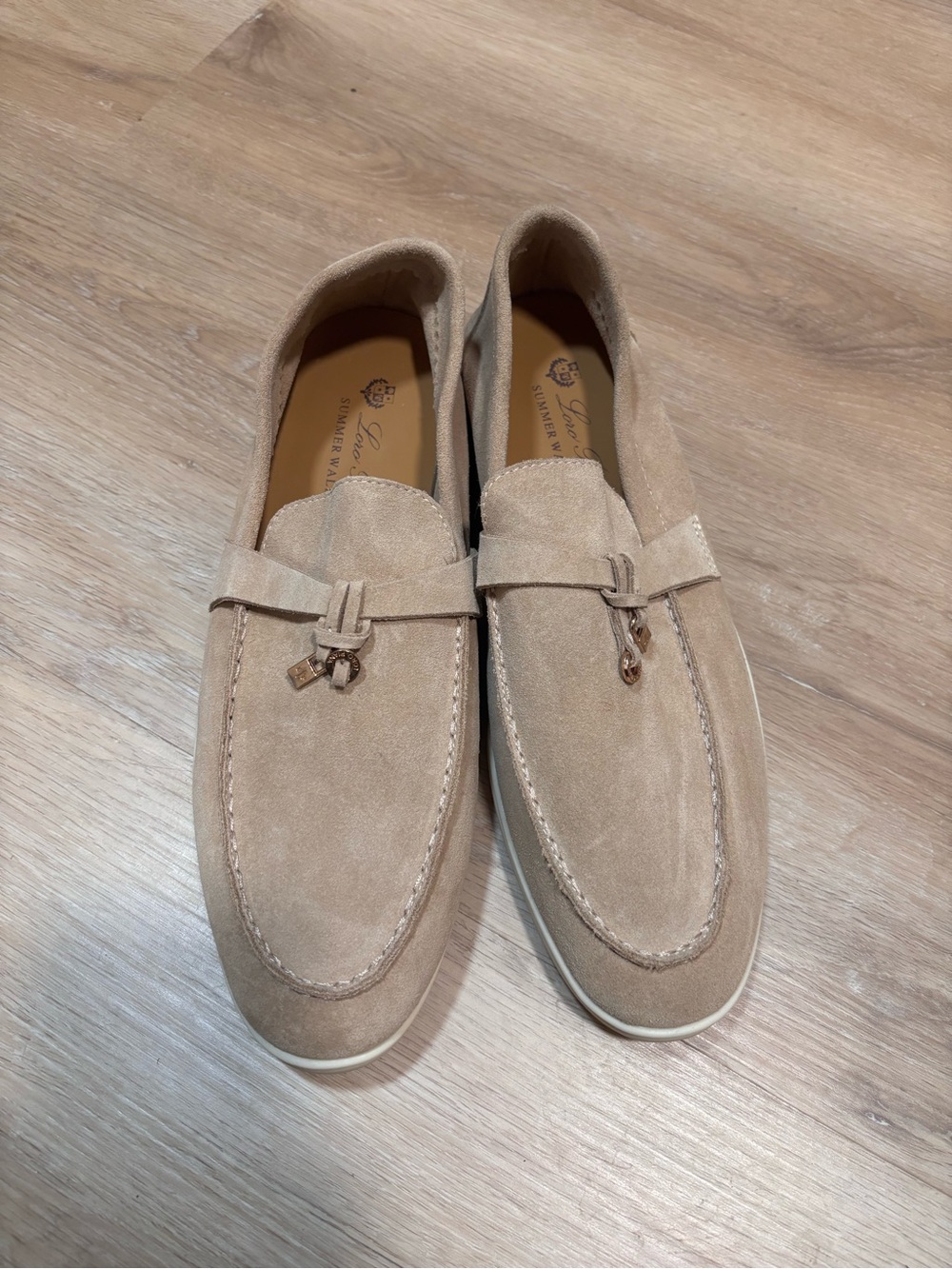 New Loro piana Men's Tan Suede Slip-On Loafers with Knot Detail size 40